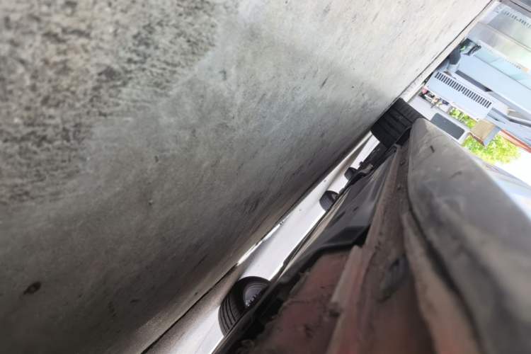 Used Volkswagen Lamando 2017 2.0T GTS Left Side Sill