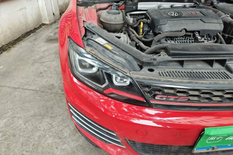 Used Volkswagen Lamando 2017 2.0T GTS Right Front Headlight