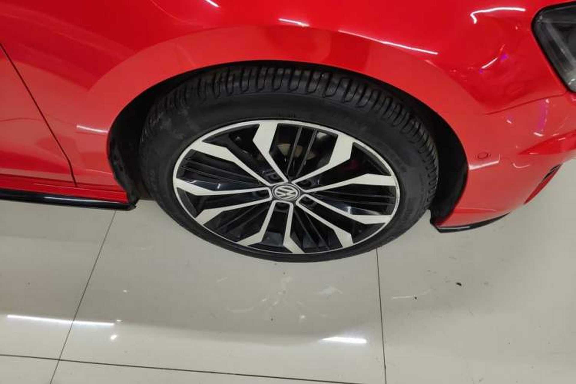 Used Volkswagen Lamando 2017 2.0T GTS Right Front Wheel Hub