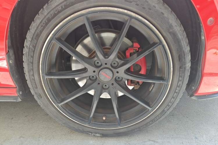 Used Volkswagen Lamando 2017 2.0T GTS Right Front Wheel Hub