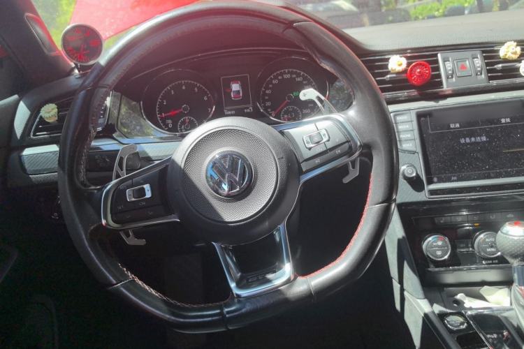 Used Volkswagen Lamando 2017 2.0T GTS Steering Wheel