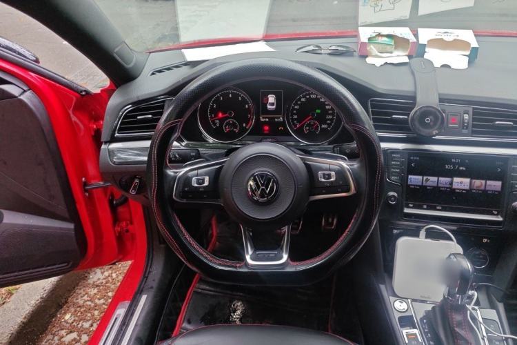 Used Volkswagen Lamando 2017 2.0T GTS Steering Wheel