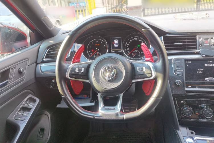 Used Volkswagen Lamando 2017 2.0T GTS Steering Wheel