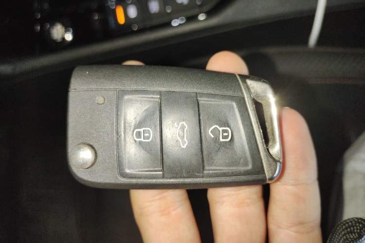 Used Volkswagen Lamando 2017 2.0T GTS Vehicle Key