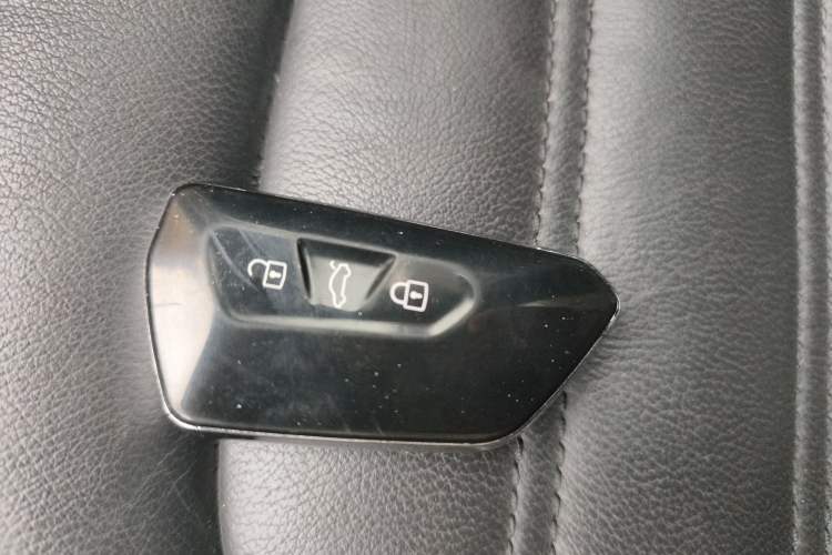 Used Volkswagen Lamando 2017 2.0T GTS Vehicle Key