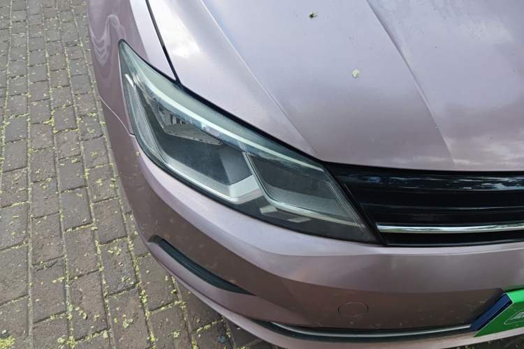 Used Volkswagen Lamando 2017 280TSI DSG Comfort Edition Right Front Headlight