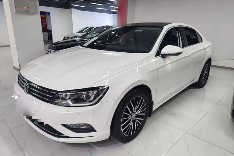 Used Volkswagen Lamando 2017 280TSI DSG Luxury Edition Guazi used car, China used car export, Used car for sale, Used  cars, Cheapest cars for sale