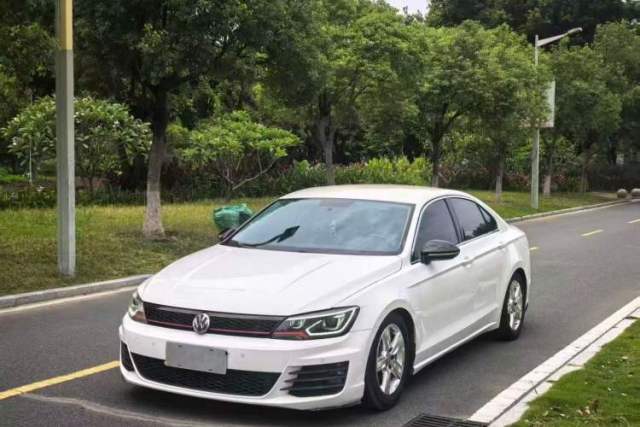 Used Volkswagen Lamando 2017 230TSI DSG Fashion Edition