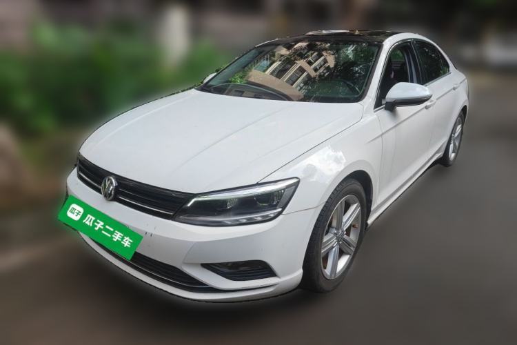 Used Volkswagen Lamando 2017 280TSI DSG Comfort Edition Guazi used car, China used car export, Used car for sale, Used cars, Cheapest cars for sale