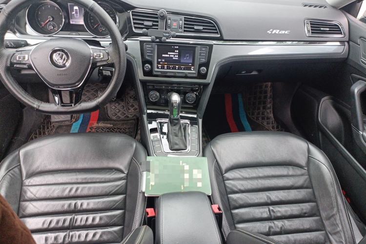 Used Volkswagen Lamando 2017 280TSI DSG Comfort Edition Center Console