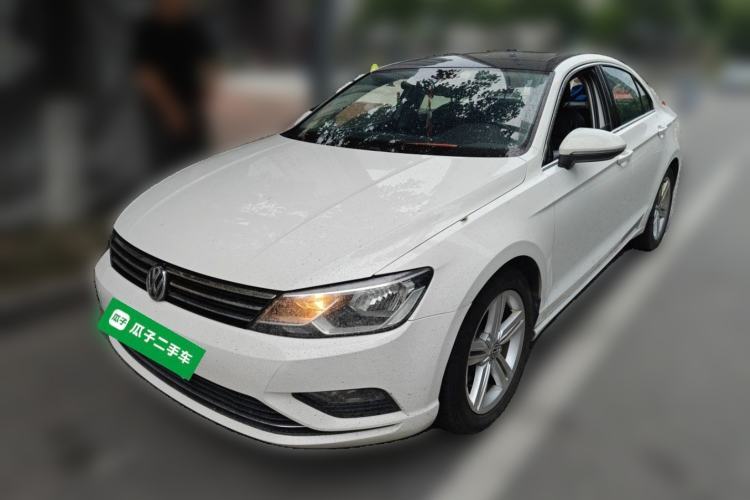 Used Volkswagen Lamando 2017 280TSI DSG Comfort Edition Guazi used car, China used car export, Used car for sale, Used  cars, Cheapest cars for sale