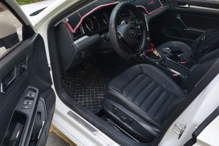 Used Volkswagen Lamando 2017 280TSI DSG Luxury Edition Driver Seat