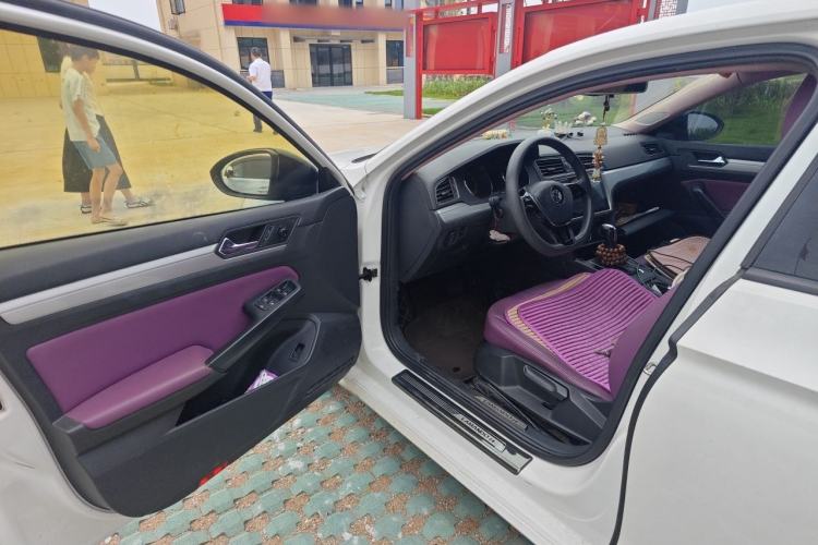 Used Volkswagen Lamando 2017 230TSI DSG Fashion Edition Driver Seat