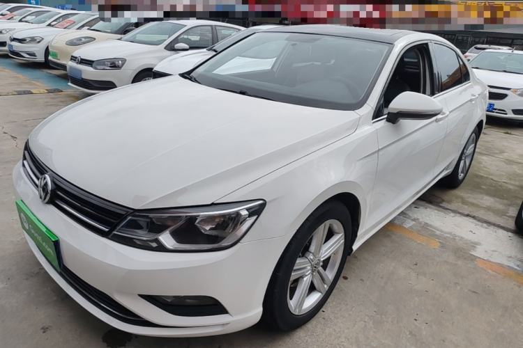Used Volkswagen Lamando 2017 280TSI DSG Comfort Edition Guazi used car, China used car export, Used car for sale, Used  cars, Cheapest cars for sale