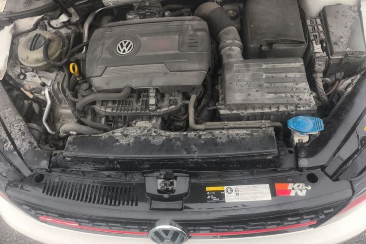 Used Volkswagen Lamando 2017 2.0T GTS Engine Bay