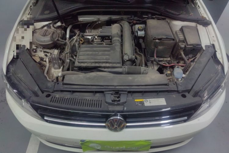 Used Volkswagen Lamando 2017 280TSI DSG Comfort Edition Engine Bay
