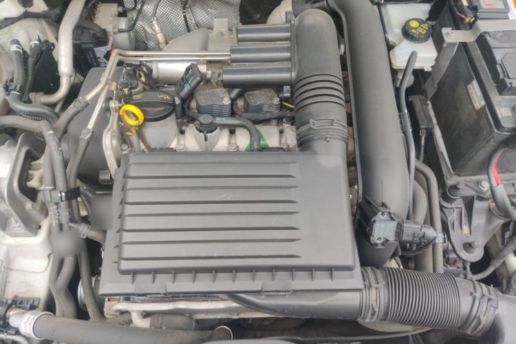 Used Volkswagen Lamando 2017 230TSI DSG Fashion Edition Engine Bay
