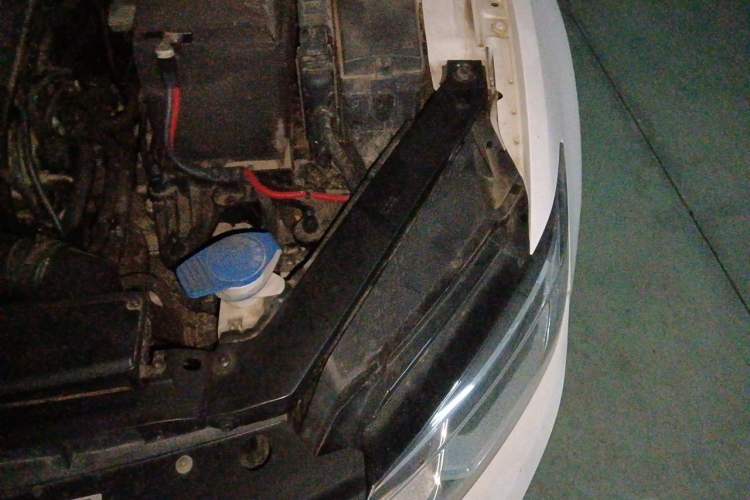Used Volkswagen Lamando 2017 230TSI DSG Fashion Edition Engine Bay Left