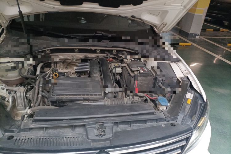 Used Volkswagen Lamando 2017 280TSI DSG Luxury Edition Engine Bay Left