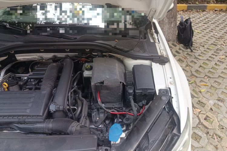 Used Volkswagen Lamando 2017 280TSI DSG Comfort Edition Engine Bay Left