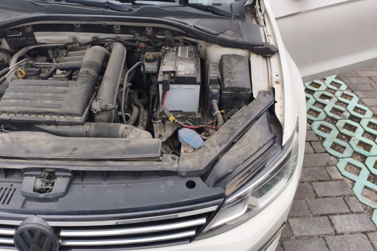 Used Volkswagen Lamando 2017 230TSI DSG Fashion Edition Engine Bay Left