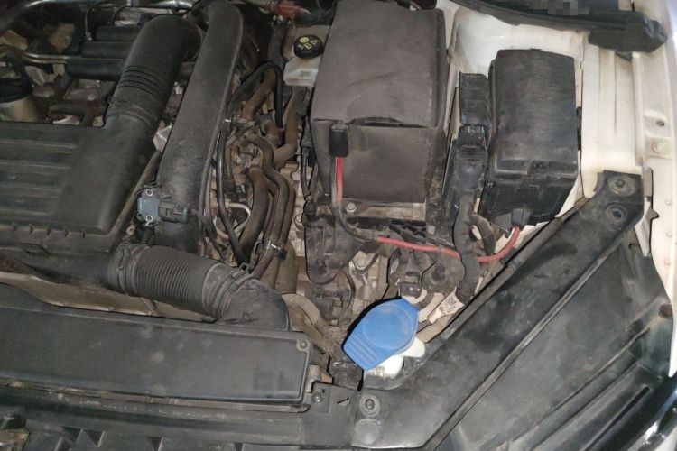 Used Volkswagen Lamando 2017 280TSI DSG Comfort Edition Engine Bay Left