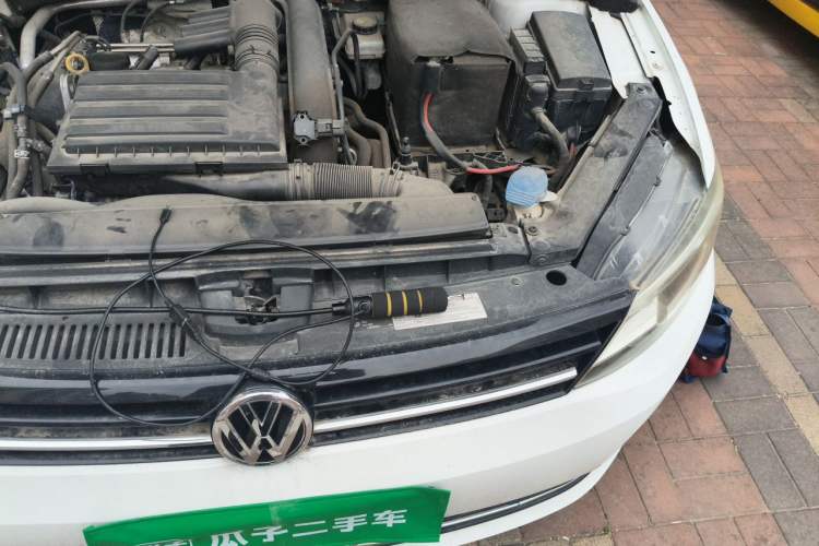 Used Volkswagen Lamando 2017 280TSI Manual Comfort Edition Engine Bay Left