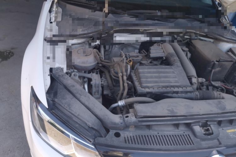 Used Volkswagen Lamando 2017 230TSI DSG Fashion Edition Engine Bay Right