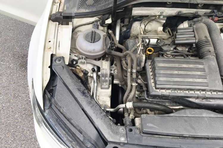 Used Volkswagen Lamando 2017 230TSI DSG Fashion Edition Engine Bay Right