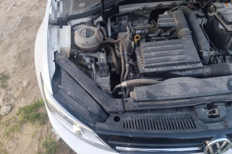 Used Volkswagen Lamando 2017 230TSI DSG Fashion Edition Engine Bay Right