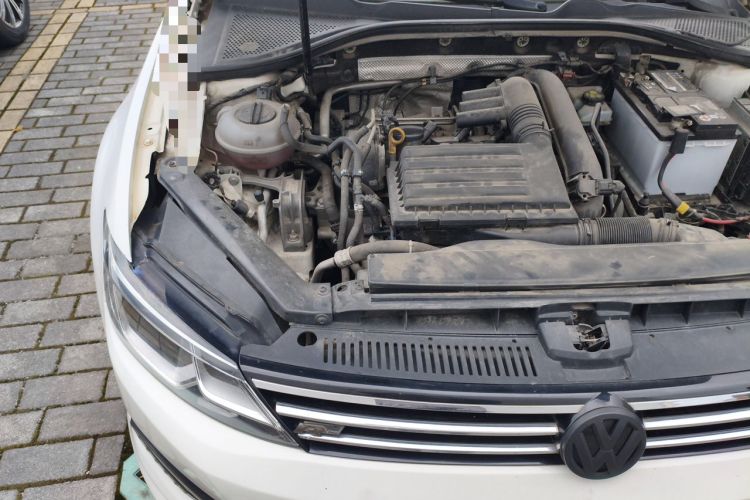 Used Volkswagen Lamando 2017 230TSI DSG Fashion Edition Engine Bay Right