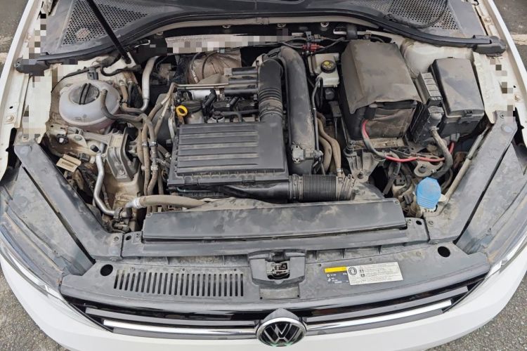 Used Volkswagen Lamando 2017 230TSI DSG Fashion Edition Engine Bay