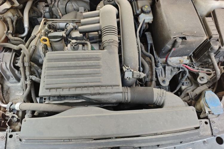 Used Volkswagen Lamando 2017 230TSI DSG Fashion Edition Engine Bay