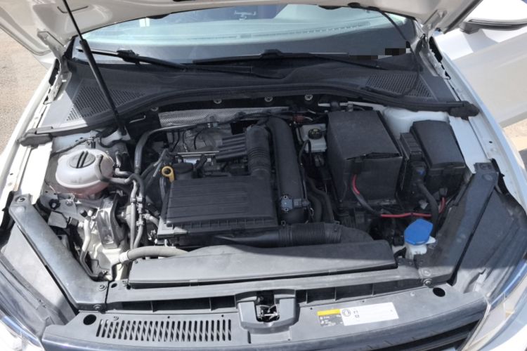Used Volkswagen Lamando 2017 230TSI DSG Fashion Edition Engine Bay