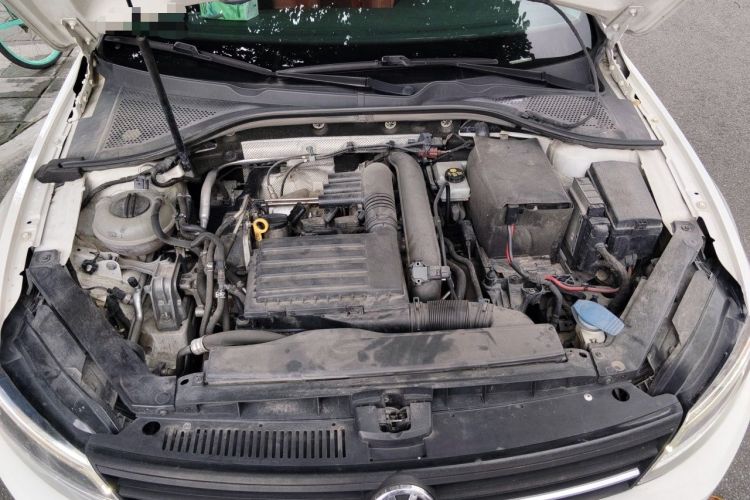 Used Volkswagen Lamando 2017 230TSI DSG Fashion Edition Engine Bay