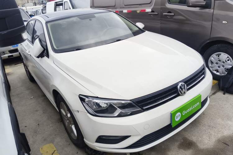 Used Volkswagen Lamando 2017 230TSI DSG Fashion Edition Exterior 1