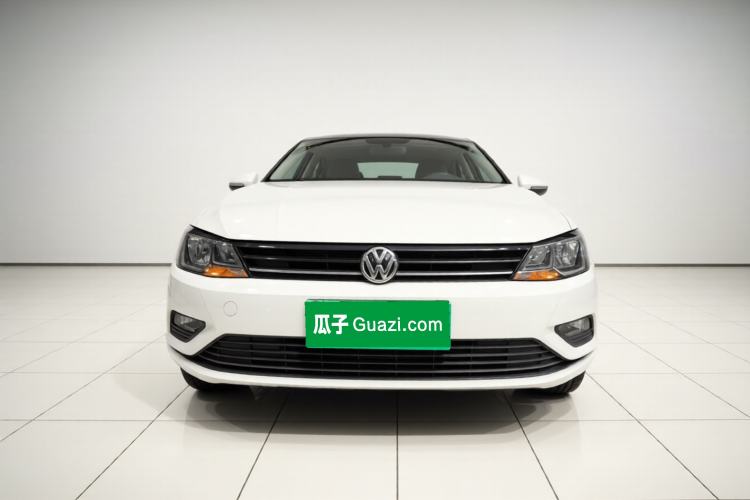 Used Volkswagen Lamando 2017 280TSI DSG Comfort Edition Exterior 1