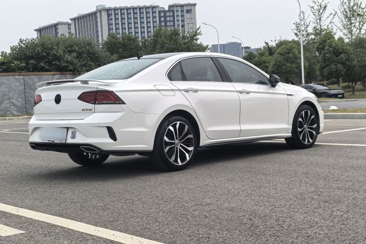 Used Volkswagen Lamando 2017 2.0T GTS Exterior 11