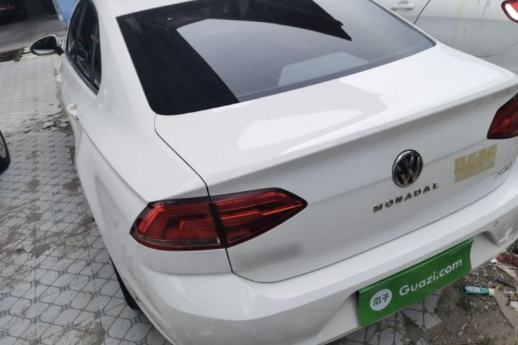 Used Volkswagen Lamando 2017 280TSI DSG Comfort Edition Exterior 2