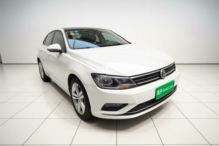 Used Volkswagen Lamando 2017 280TSI DSG Comfort Edition Exterior 2