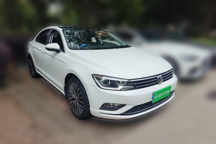 Used Volkswagen Lamando 2017 280TSI DSG Luxury Edition Exterior 2