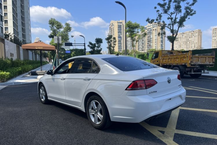 Used Volkswagen Lamando 2017 230TSI DSG Fashion Edition Exterior 2