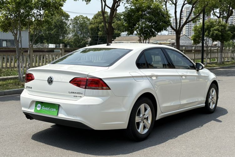 Used Volkswagen Lamando 2017 230TSI DSG Fashion Edition Exterior 2