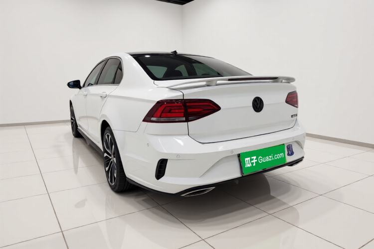 Used Volkswagen Lamando 2017 2.0T GTS Exterior 3