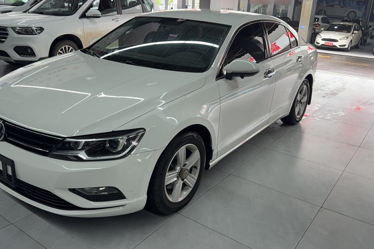 Used Volkswagen Lamando 2017 230TSI Manual Trend Edition Exterior 3