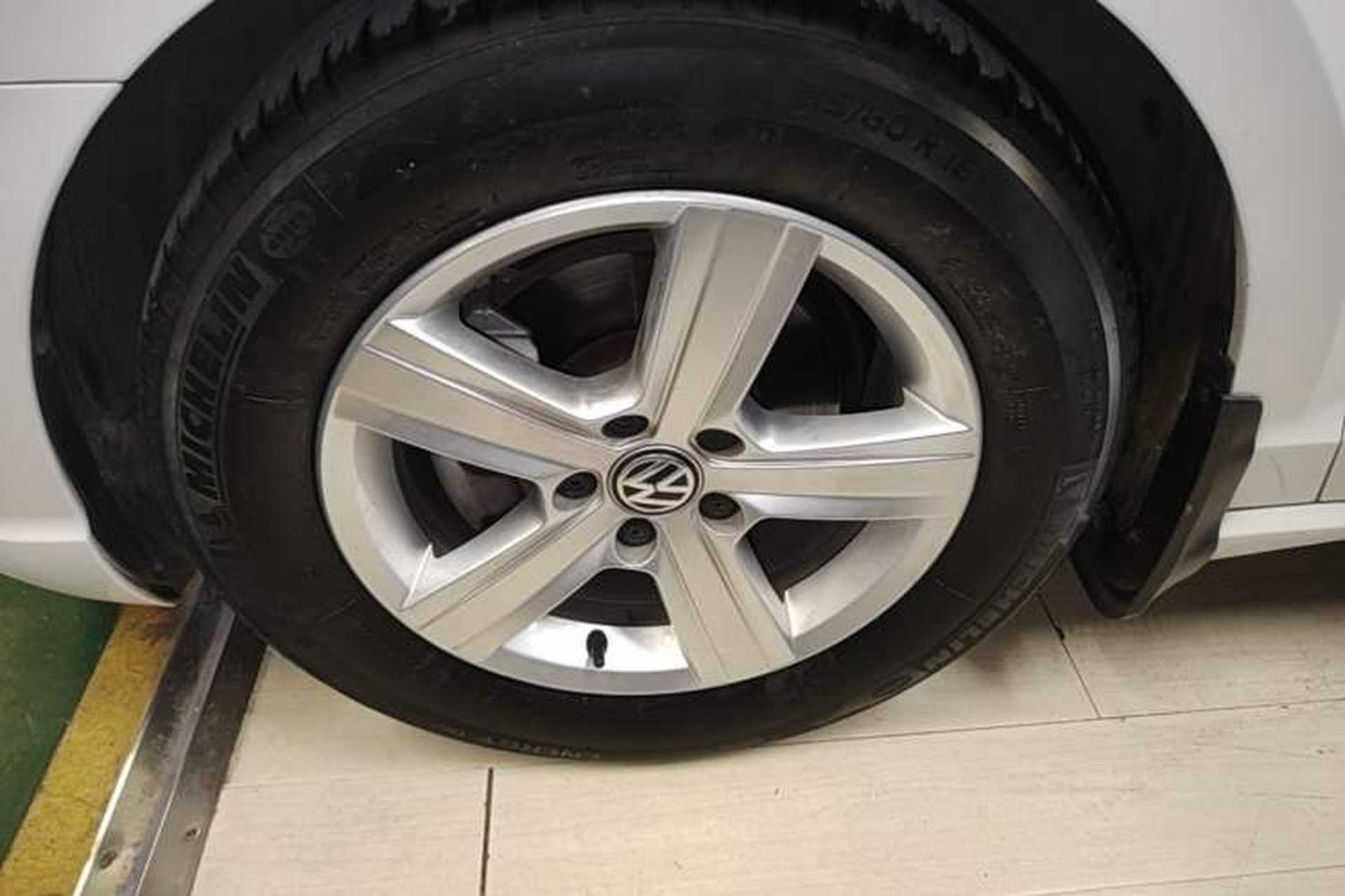Used Volkswagen Lamando 2017 230TSI DSG Fashion Edition Exterior 4