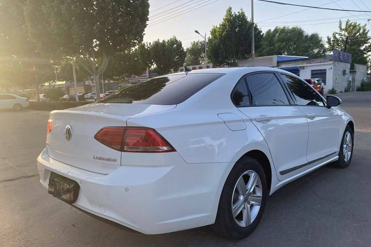Used Volkswagen Lamando 2017 230TSI DSG Fashion Edition Exterior 4