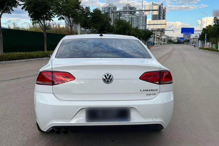 Used Volkswagen Lamando 2017 230TSI Manual Trend Edition Exterior 4