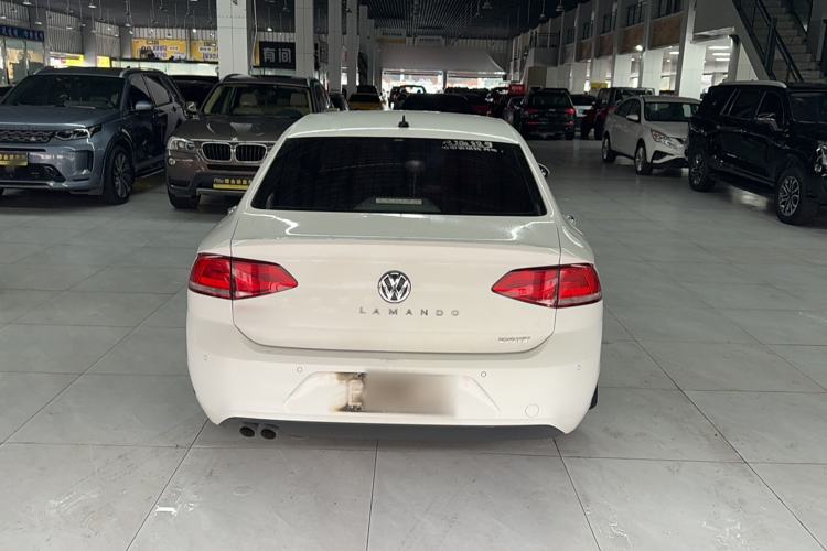 Used Volkswagen Lamando 2017 230TSI Manual Trend Edition Exterior 4