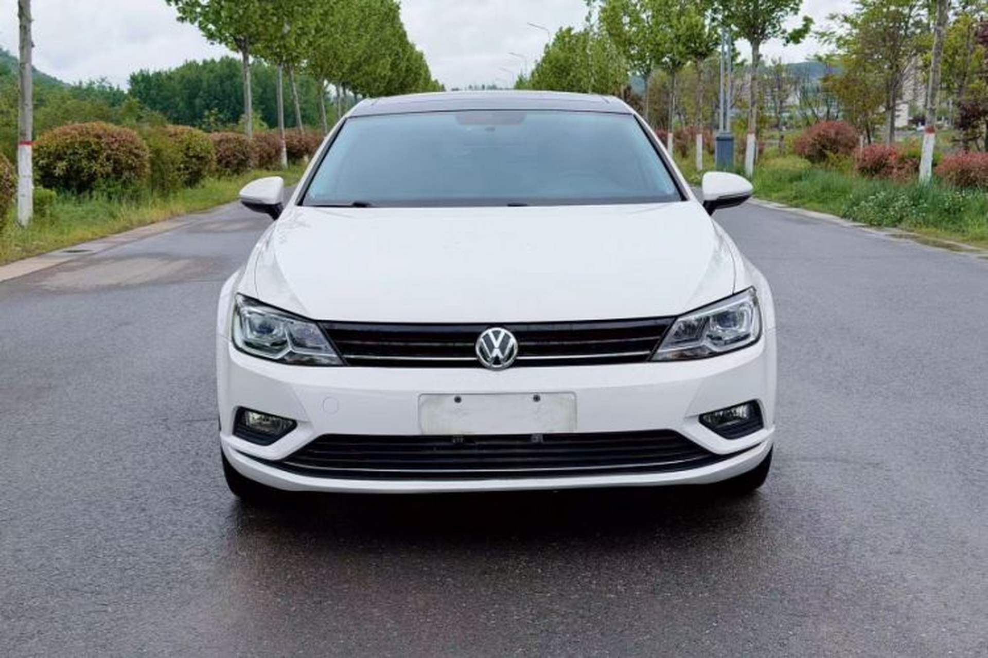 Used Volkswagen Lamando 2017 280TSI DSG Comfort Edition Exterior 8
